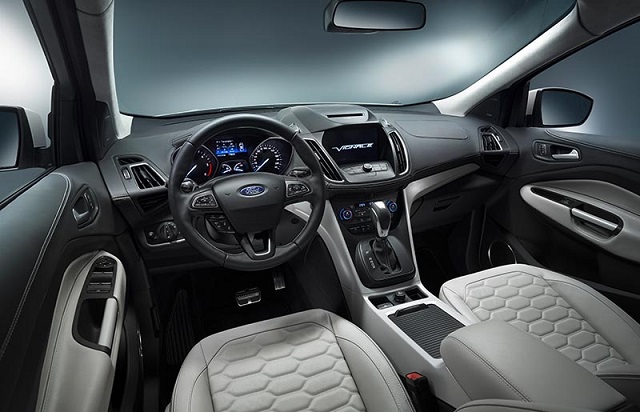 voiture Ford Kuga Vignale